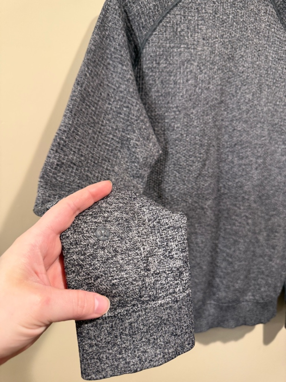 Lululemon Engineered Warmth Long Sleeve Crew Men Large Merino Wool Blend Sweater - Picture 8 of 9
